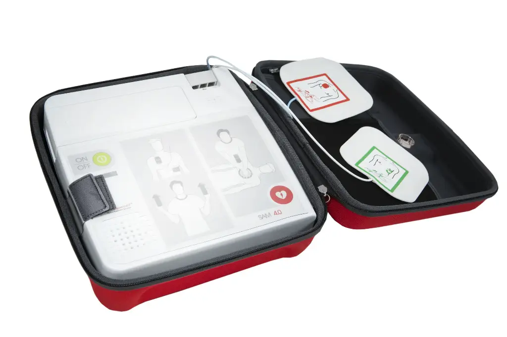 DESFIBRILADOR semiautomático RESCUE SAM 4.0 CON FUNDA